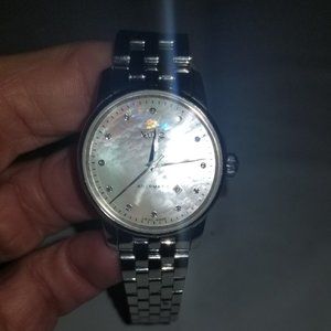 Ladies MIDO Baroncelli Automatic 25 Jewel Diamond Mother Of Pearl Dial Watch